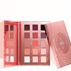 Bellamianta Heart Of Beauty Eyeshadow Palette