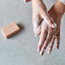 UpCircle Cinnamon &amp; Ginger Chai Soap Bar 100 gr